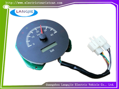 Bagian panel instrumen kombinasi hitam yang cocok untuk bus tur LVTONG