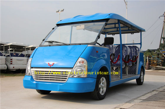 Mobil Antar-Jemput Listrik Bertenaga Bensin Untuk Penerimaan Pelatih Turis Kiri