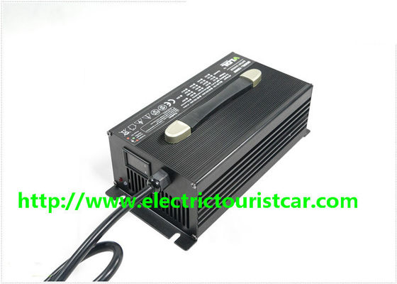Pengisi Aki Hitam Perumahan Klasik Mobil Listrik 48V 25A 260 * 150 * 90 Mm