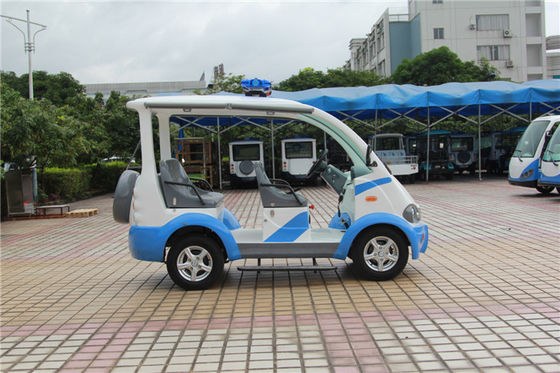 Mobil Golf Listrik Biru / Putih Dengan Toplight Fiber Glass 4 Kursi Untuk Resort